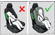 Un enfant mal fixé et dans une position assise incorrecte - menacé par l'airbag latéral / un enfant correctement fixé sur un siège pour enfants